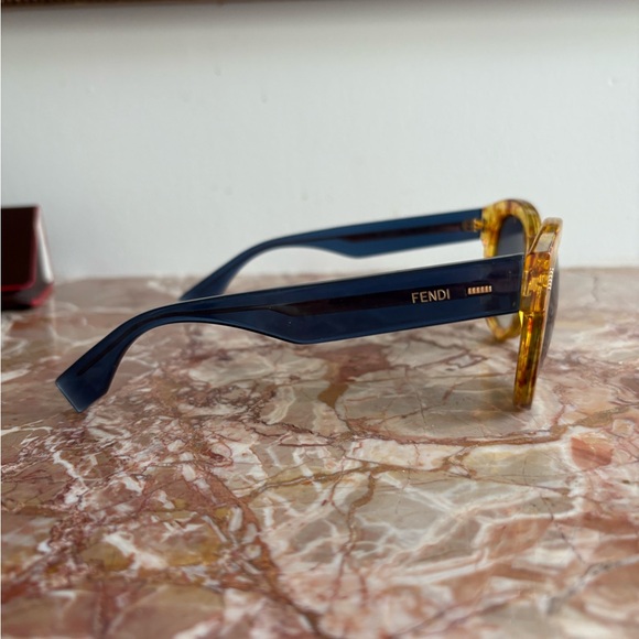 Fendi Amber and Brown Sunglasses /w Case - Picture 3 of 8
